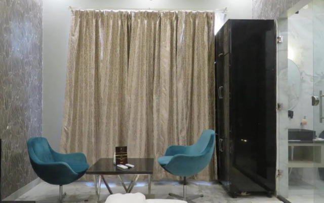 Raja Ji Hotel And Restaurant