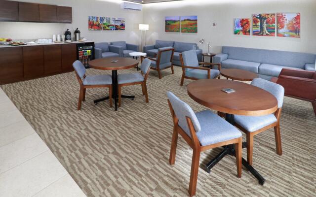 Staybridge Suites Queretaro by IHG