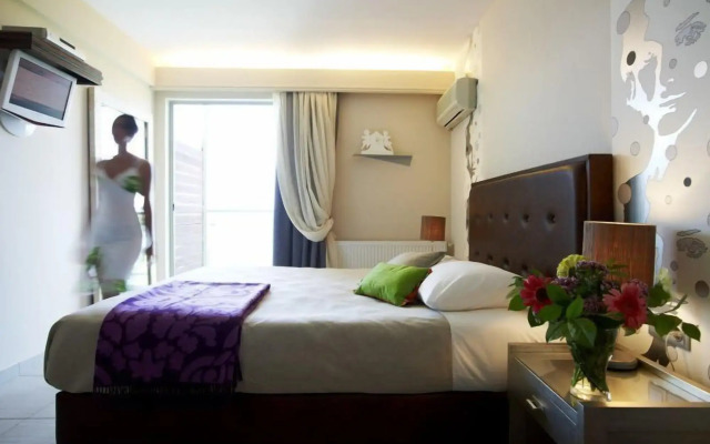 Belle Helene Hotel