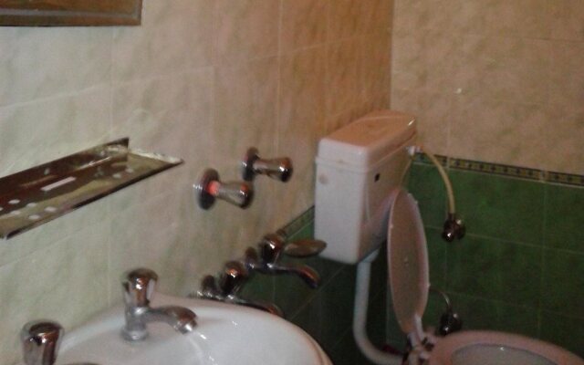 Hotel Thamsar
