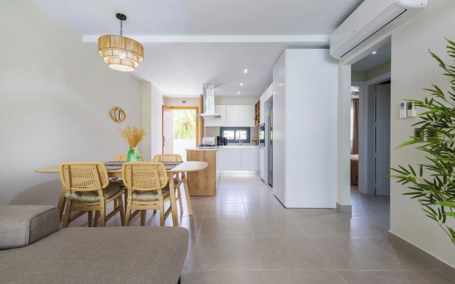 2BR Gardenia Retreat - Picuzzi & Pool