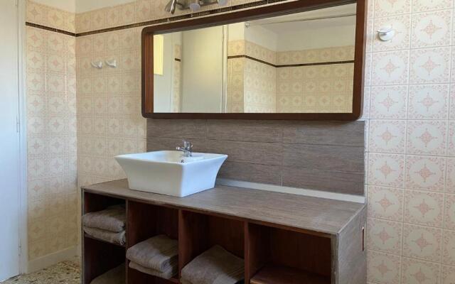 Athens Riviera: 2 bed / 3' walk from the beach