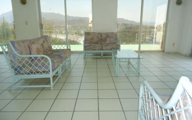 Casa Mexicana La Reyna