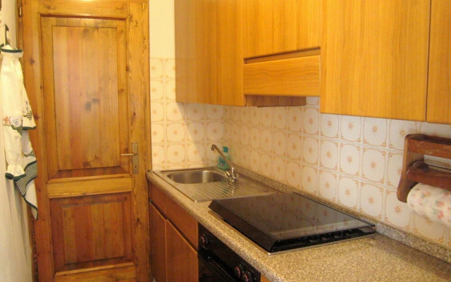 Cozy Holiday Home in Anfo Near Lake Idro