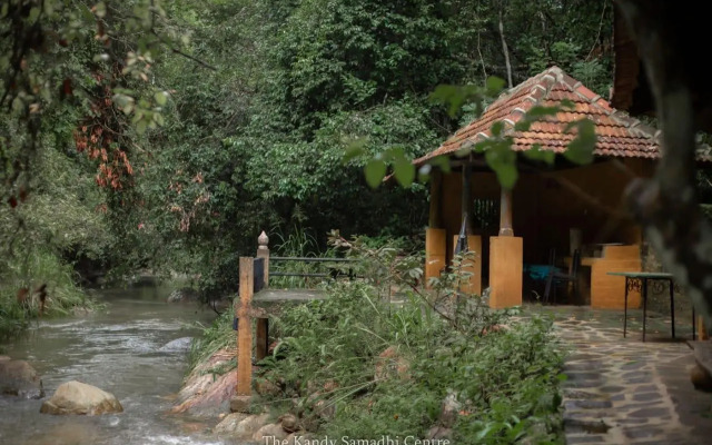 The Kandy Samadhi Centre