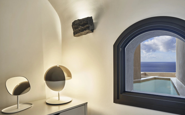 Old Castle Oia