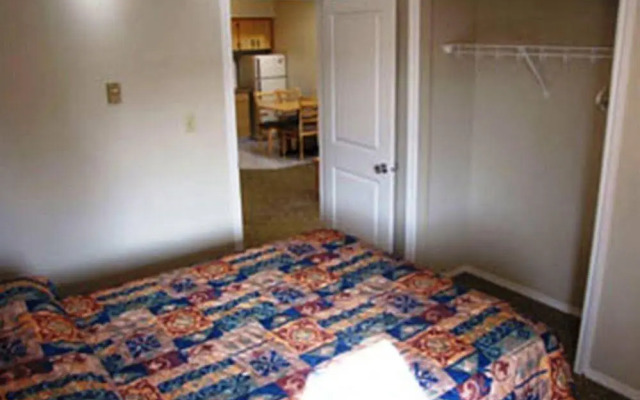 Grouse Creek Motel