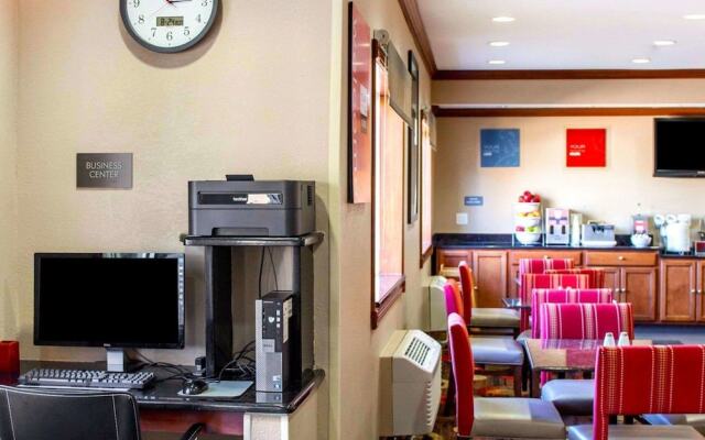 Comfort Inn & Suites