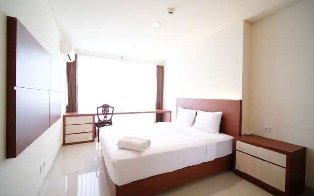 Best Location And Comfy 1Br At Praxis Apartment