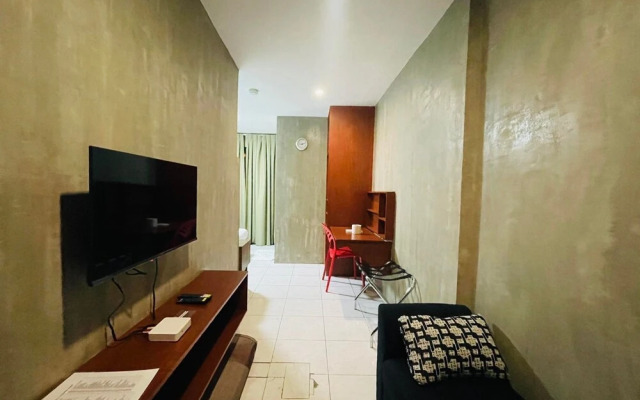 Rcee Place by RedDoorz
