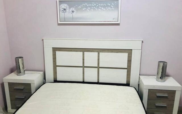 Stylish and private 1 bed apartment in San Eugenio