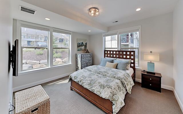 1072wcat 4 Bedroom Home