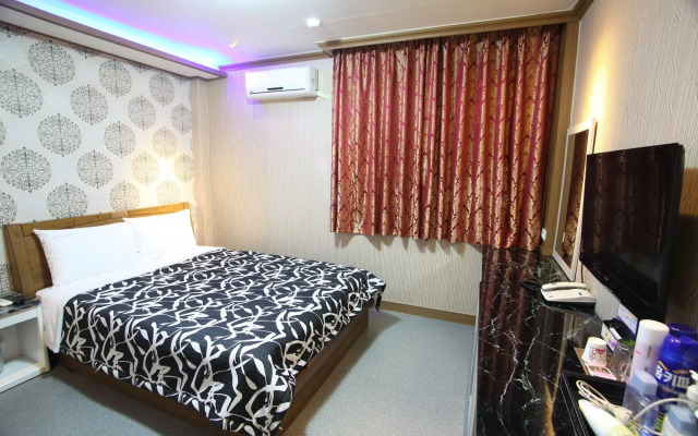 Morice Hotel