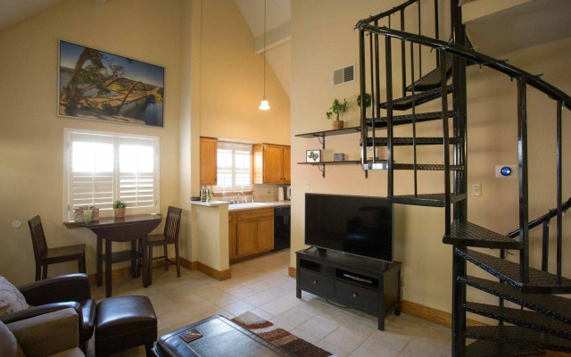 Residences at The Railyards - Downtown Austin