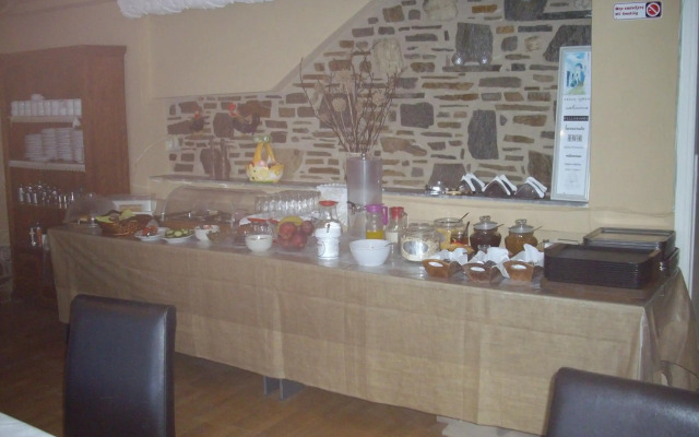 Nikolas Hotel