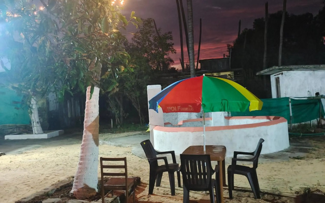 BIG DORM ROOM TENT Near MALPE BEACH