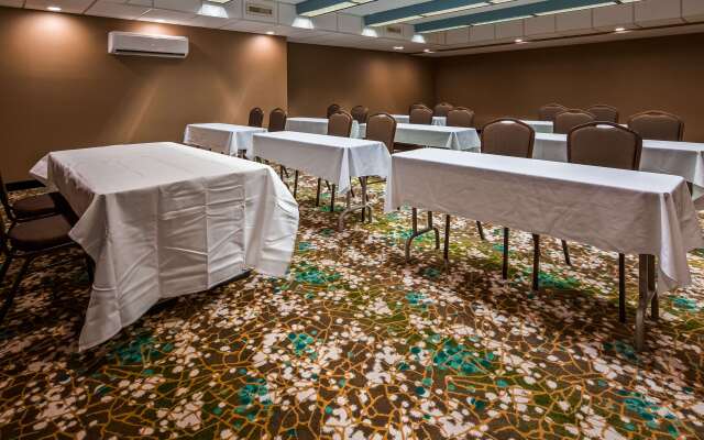 Best Western Warren Hotel