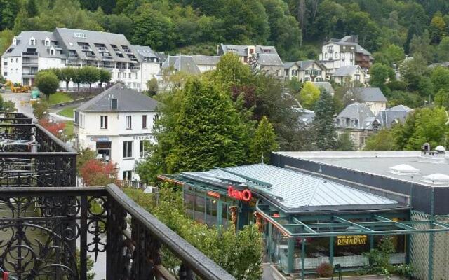 Appartement Mont-Dore, 1 pièce, 4 personnes - FR-1-608-38