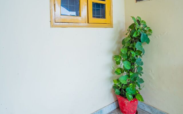 OYO 13112 Home Peaceful Stay IT Park