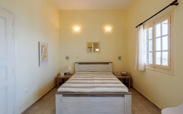 Modern Seaview Nest With Pool Panoramic Views
