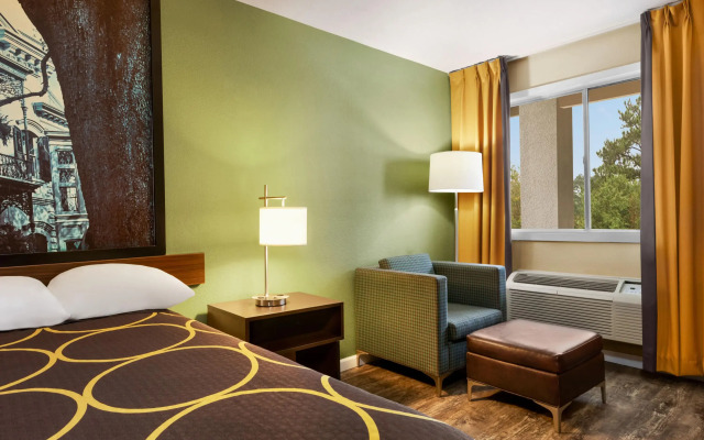Travelodge by Wyndham Niagara Falls
