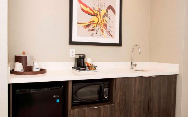 Hampton Inn & Suites by Hilton Thunder Bay