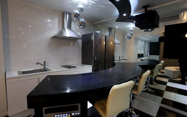 Suwon Ingye Goyu Hotel