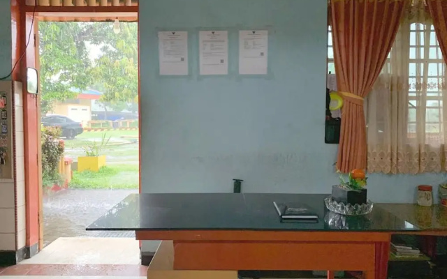 Hotel O Wisma Astukara Syariah Near Sejahtera Department Store Pinrang – Guest Rooms – Enrekang
