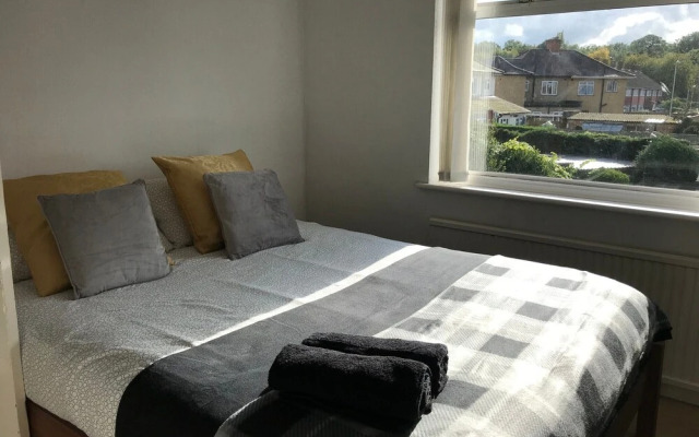 Empire London Properties - Goshawk Gardens