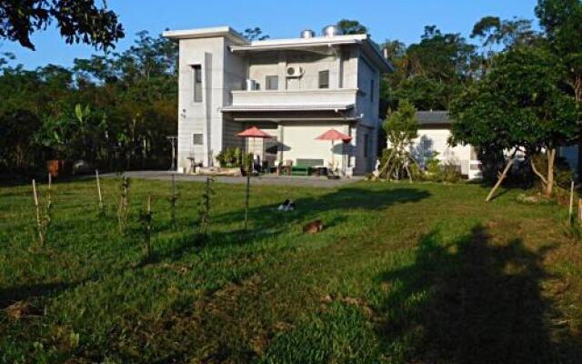 South 215 Homestay