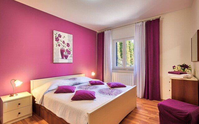 Beautiful Home in Labin With Wifi and 3 Bedrooms