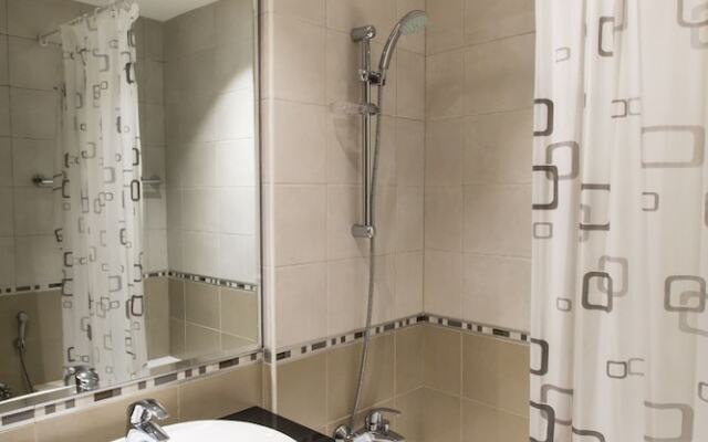 One Perfect Stay - 2BR at Trident Grand