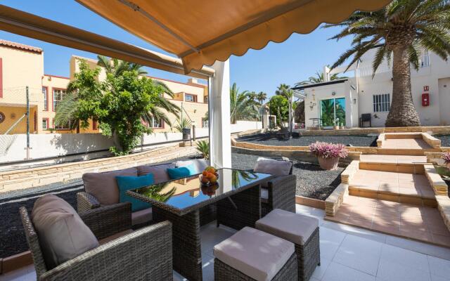 Home2Book Charming Los Alisios, Wifi