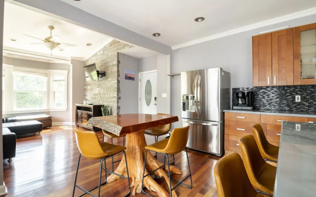 Riverfront Penthouse Suite