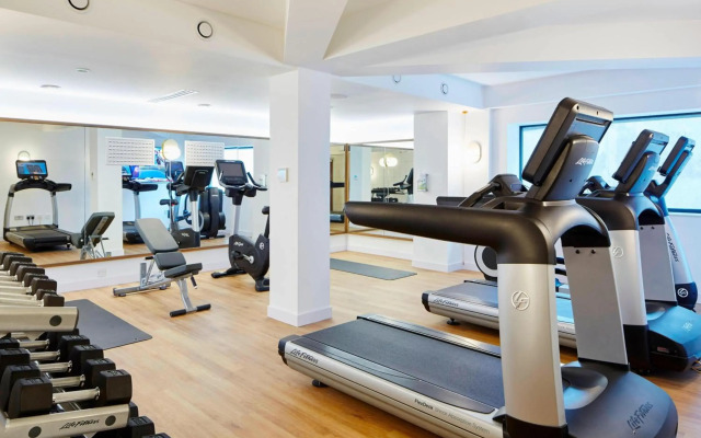 Courtyard by Marriott Luton Airport