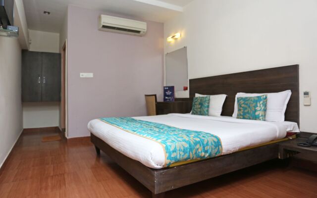 OYO 4940 Hotel Sea Rock