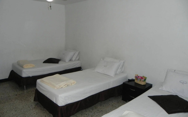 Tamarindo Inn