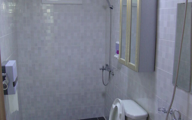Cube Guesthouse