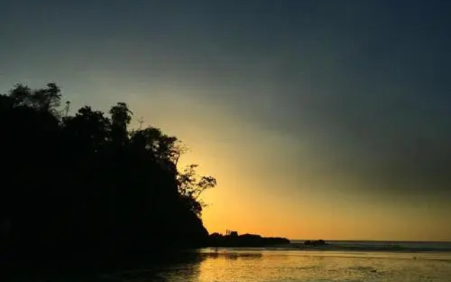 Sunrise 26 at Tamarindo