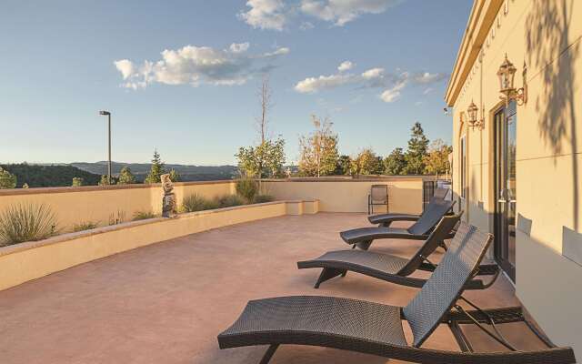 La Quinta Inn & Suites by Wyndham Trinidad