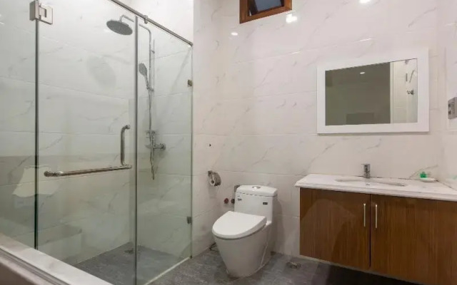 Hoang Hung Hotel