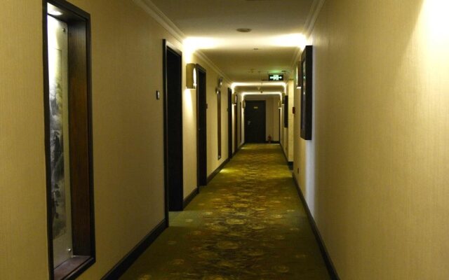 Kunming Wei Long Hotel