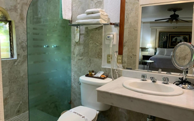 Inn Galerias Hotel