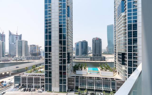 GLOBALSTAY. New Marquise Square Building in Business Bay