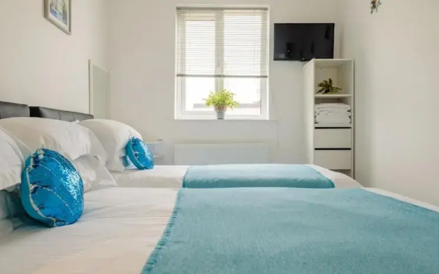 Quayside - Modern Apartment
