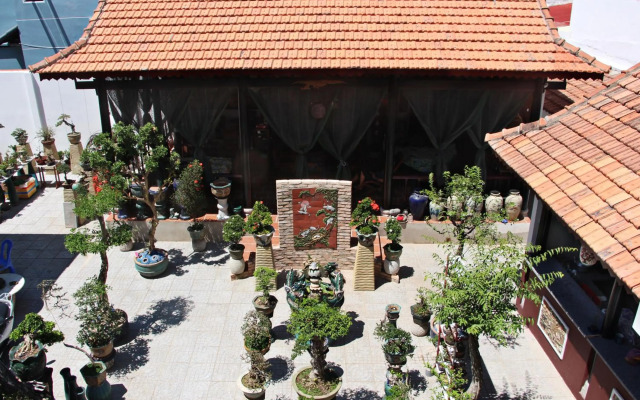 91 Homestay, Cafe, Bonsai