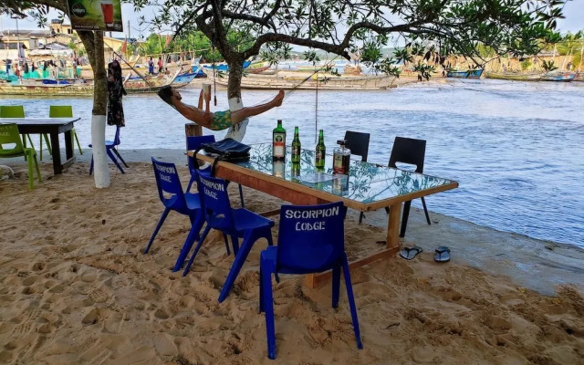 Scorpion Hill Lodge - Hostel