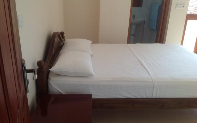 Araliya Blue Beach View Hotel