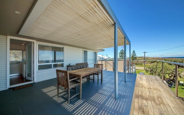 Anchor at 'D' Point, 2/14 Noamunga Street