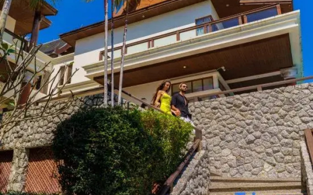 Grand View Panwa Luxury Villa